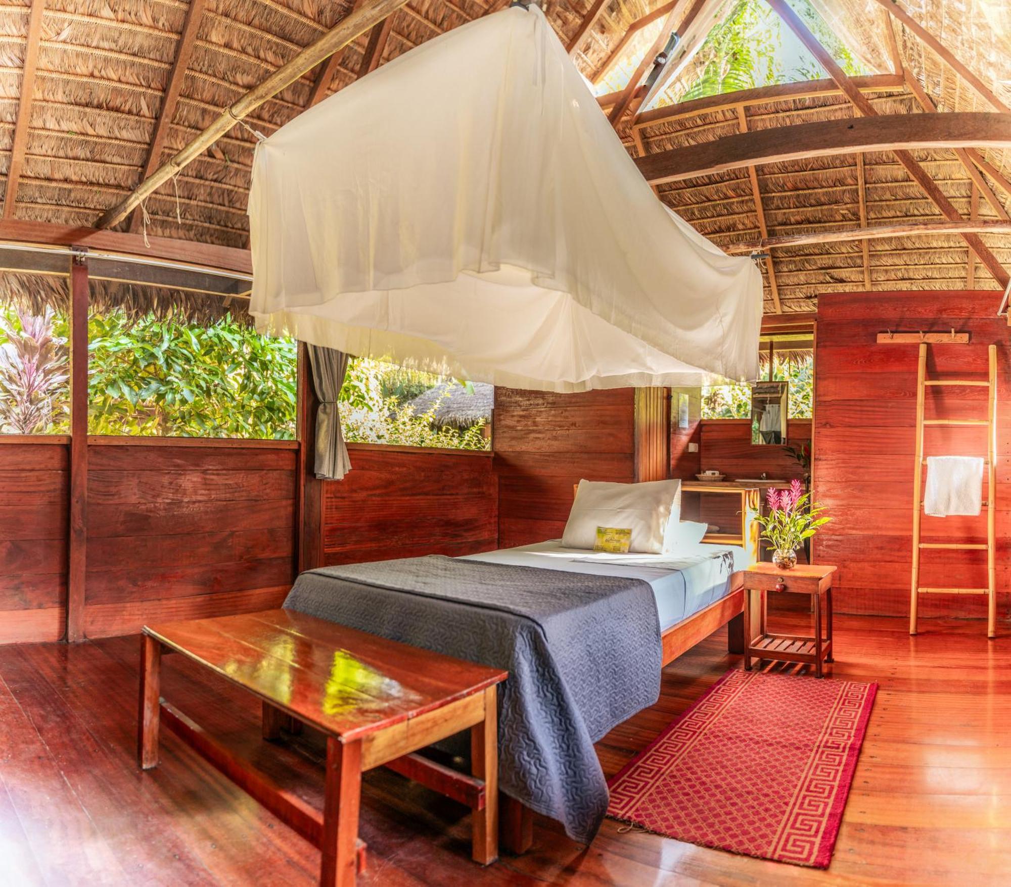 Ecolucerna Lodge Tambopata Puerto Maldonado Dış mekan fotoğraf